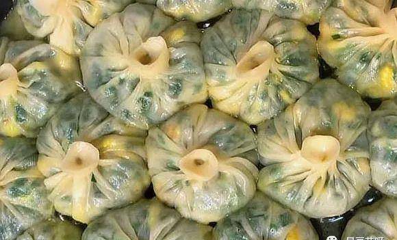 面包|生煎包这样做，无需发面揉面，10分钟就出锅，当早餐，营养又顶饱