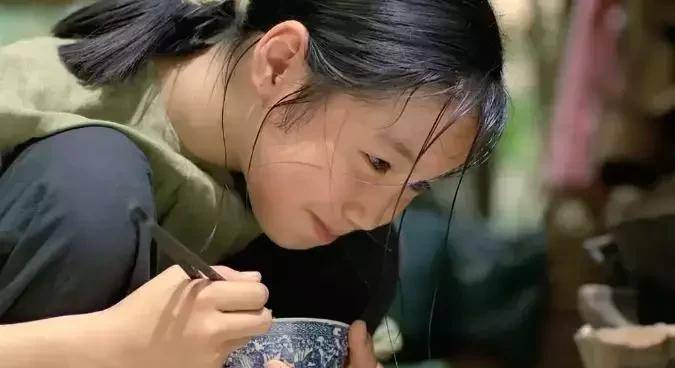 电影|十四岁的萝莉三姨太，画面唯美的越南女性题材电影《三太太》