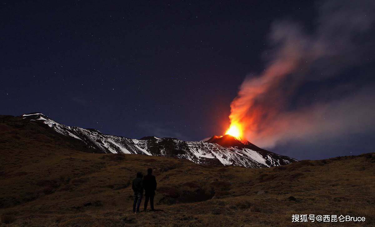 原創埃特納火山再次噴發火山灰高達12km2022年會進入災害年嗎