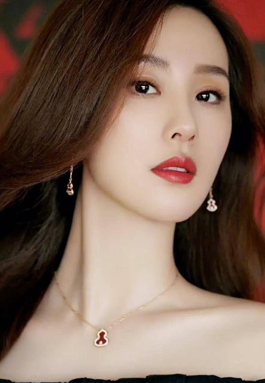 刘诗诗:红唇轻启,诱惑无穷_yd_yd_cnt__go