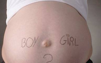 因为|孕肚上的黑线真能判断男女？孕妈别轻信，听听医生怎么说！