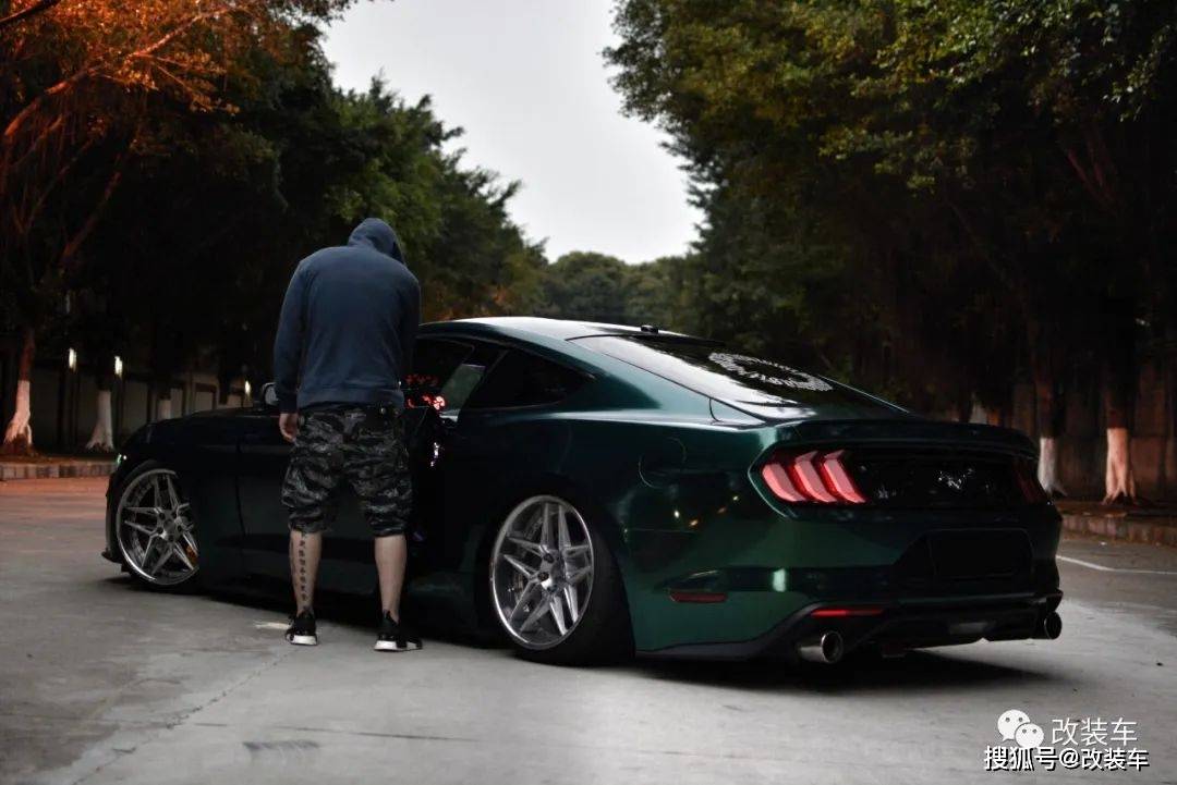 美式肌肉车mustang也玩低趴姿态因为改的太帅被各种举报