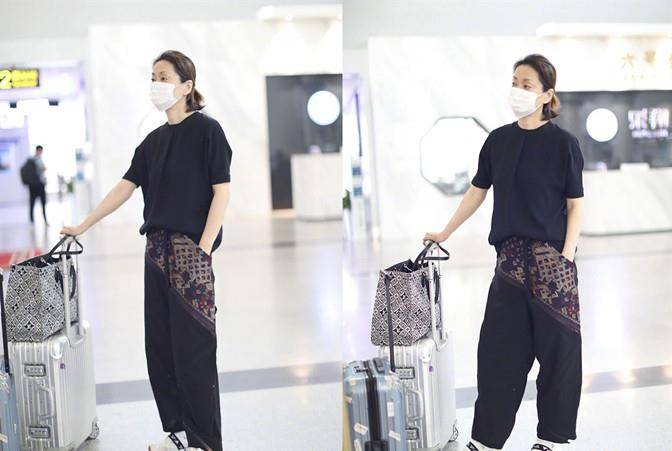 身材 毛阿敏生活照罕曝光,穿五分裤看演唱会好用力,喝酒卖萌太抢风头