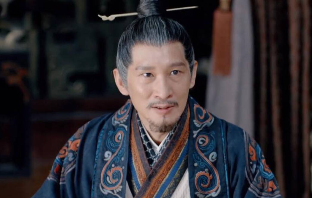 比如2015年,借助《琅琊榜》人气飙升的王劲松,先生,在《琅琊榜》中