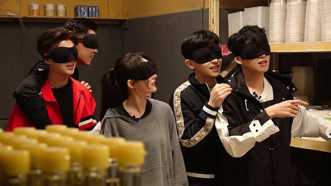 新一季密逃已经在安排中了,不出意外下个月会开始录制.