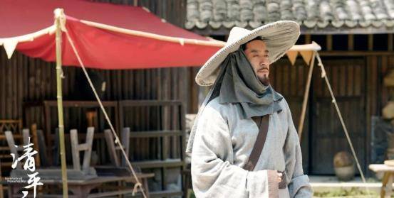 电影|“精刮子”刘钧,19岁当电工,45岁成正午阳光新宠,戏外娶女强人