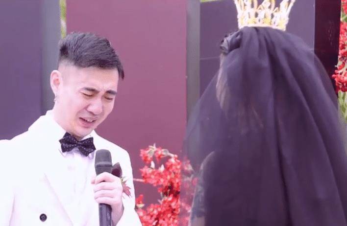 黑婚纱 新娘结婚4年后 与丈夫感情受质疑 本尊回应很圈粉 工作 女孩 什么