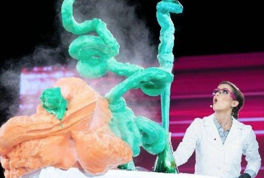 整形未成年整形、在舌头上缝塑料网，为了选美究竟可以多么疯狂？