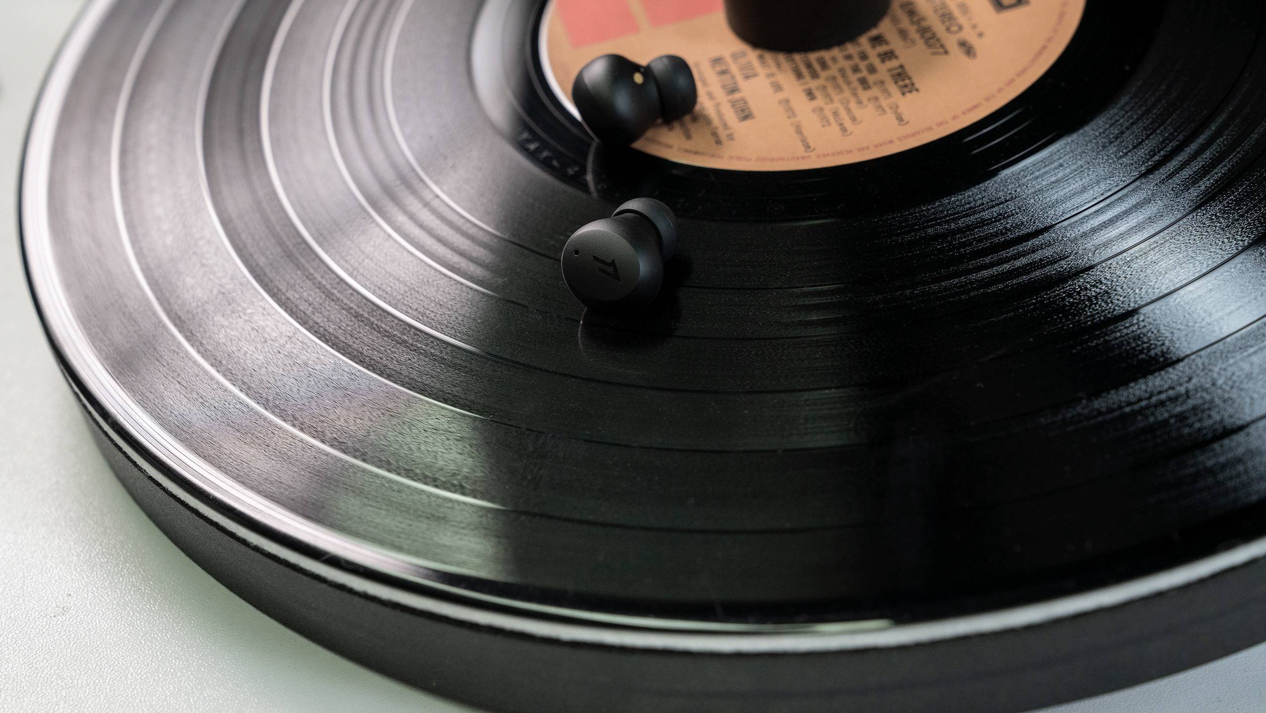 小而强的智能降噪真无线蓝牙耳机，万魔迷你豆ComfoBuds Mini开箱