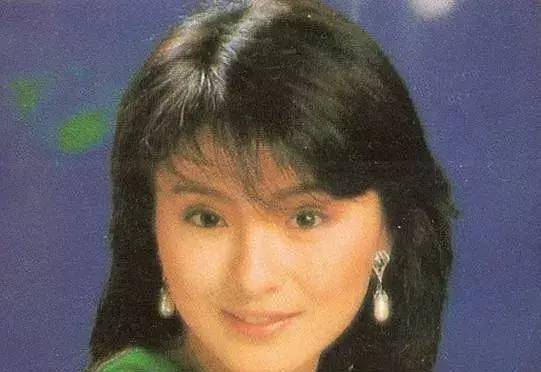 周天娜她是陈凯歌眼里“海峡两岸最美的女人”，一手好牌却打稀烂！
