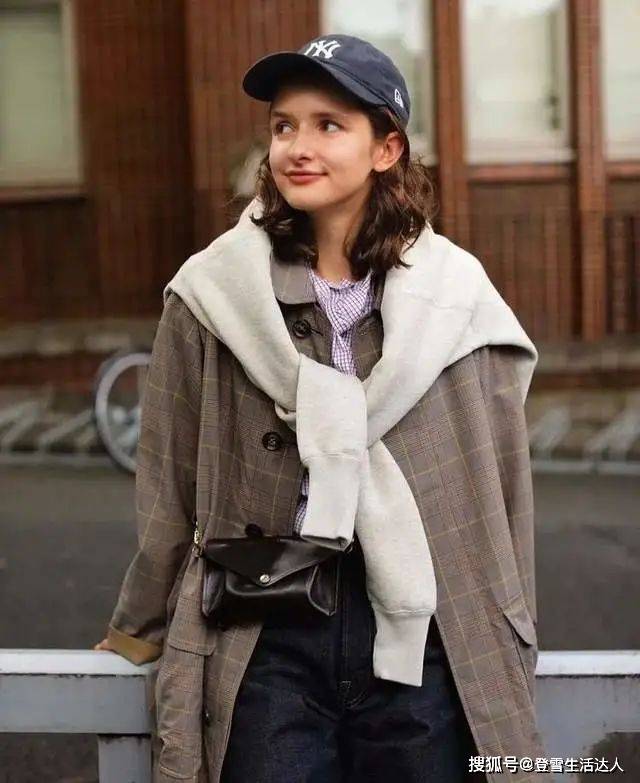 额头 想学三木“戴帽”造势?别忽略这几个重要细节,否则显脸大掉气质