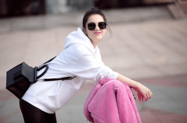关键怎么看上去比同龄人更年轻？做对这四点是关键！过年轻松美成焦点