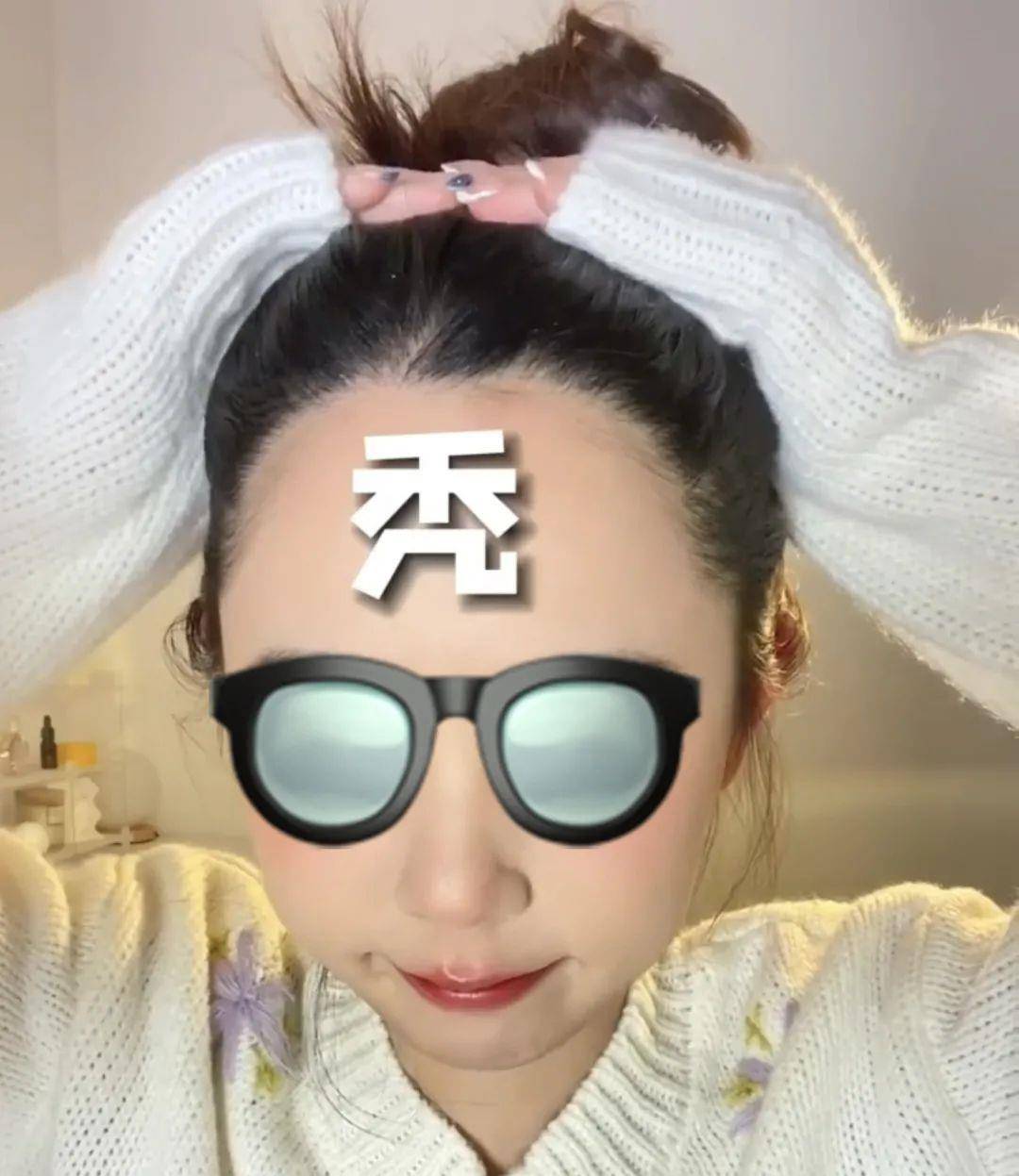 发型2022不要再披头散发了！这几款春季发型又美又显脸小！