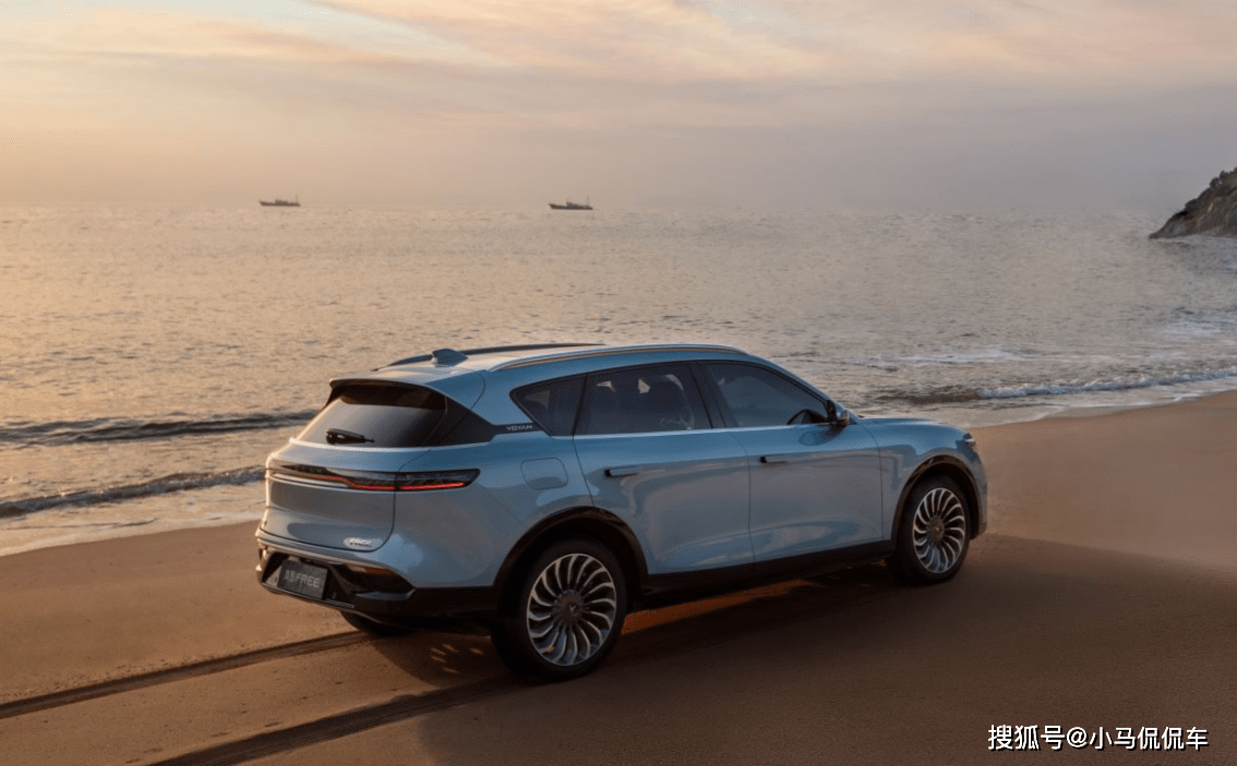 充电不花钱,保养能终身免费,岚图free不是玩"噱头"吧?_配置_权益_车主