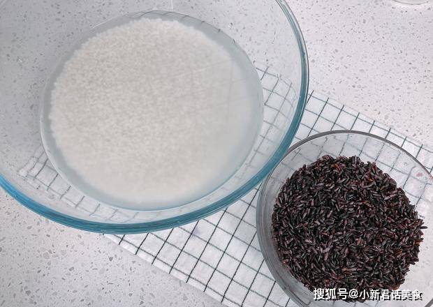 电饭煲能煮糯米么 10a68cc5bec2497c98b2869bc40bd69d.jpeg