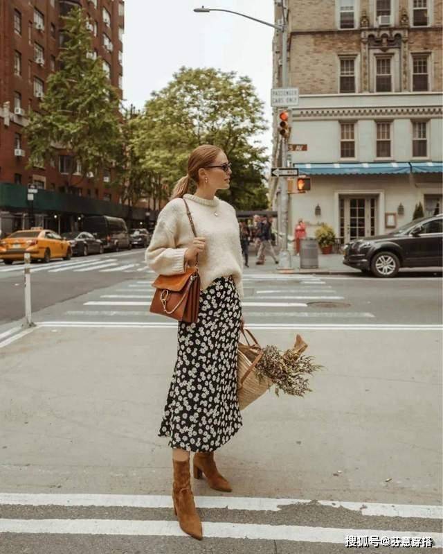 颜色 法国女人的浪漫与温暖,有一半藏在“毛衣”里,每一套都想照着穿