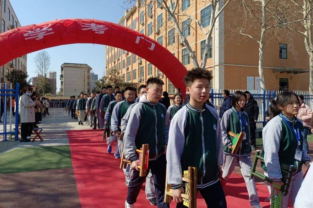 金芒果教育|长清区第一初级中学中考百日誓师大会纪实