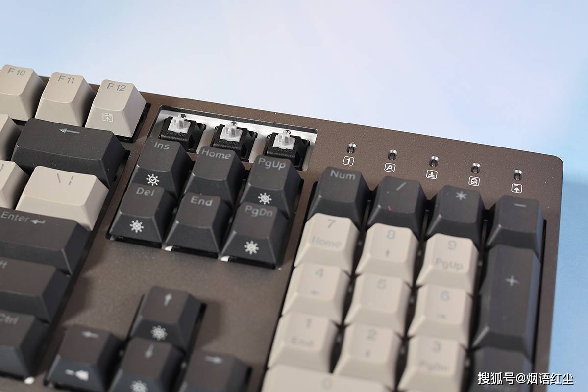 为游戏而生,杜伽k310银轴机械键盘