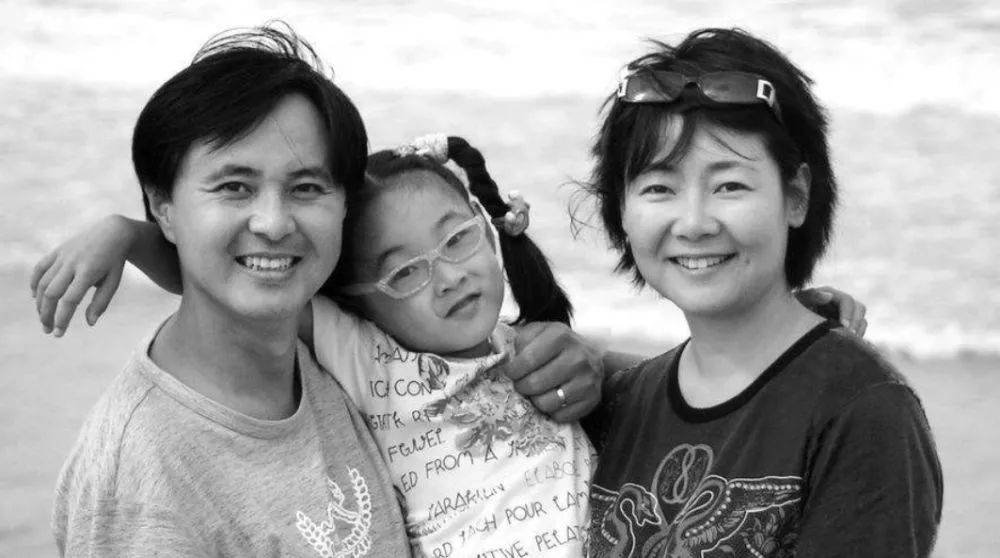 因为|她是大满贯视后，丈夫甘愿为她做“家庭煮夫”，曾经却因长相6年无戏可接。