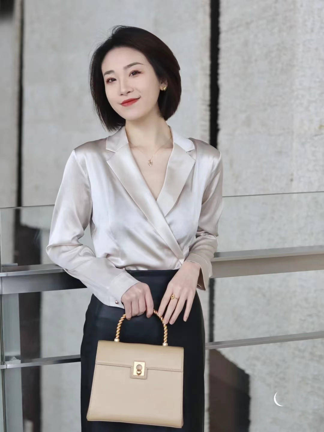 下半身 早春必备的“衬衫”穿搭，无论日常还是职场，照穿轻松打造高级感