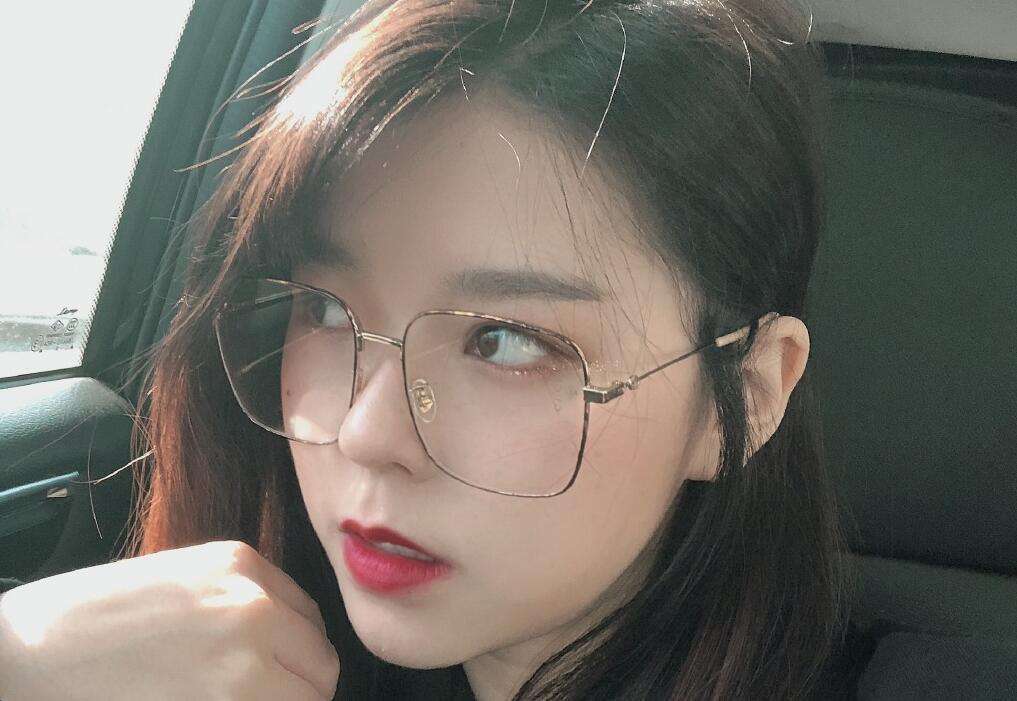 官宣|超越井川里予的存在!沫子签约虎牙实锤后上热搜,陈赫又要破费了