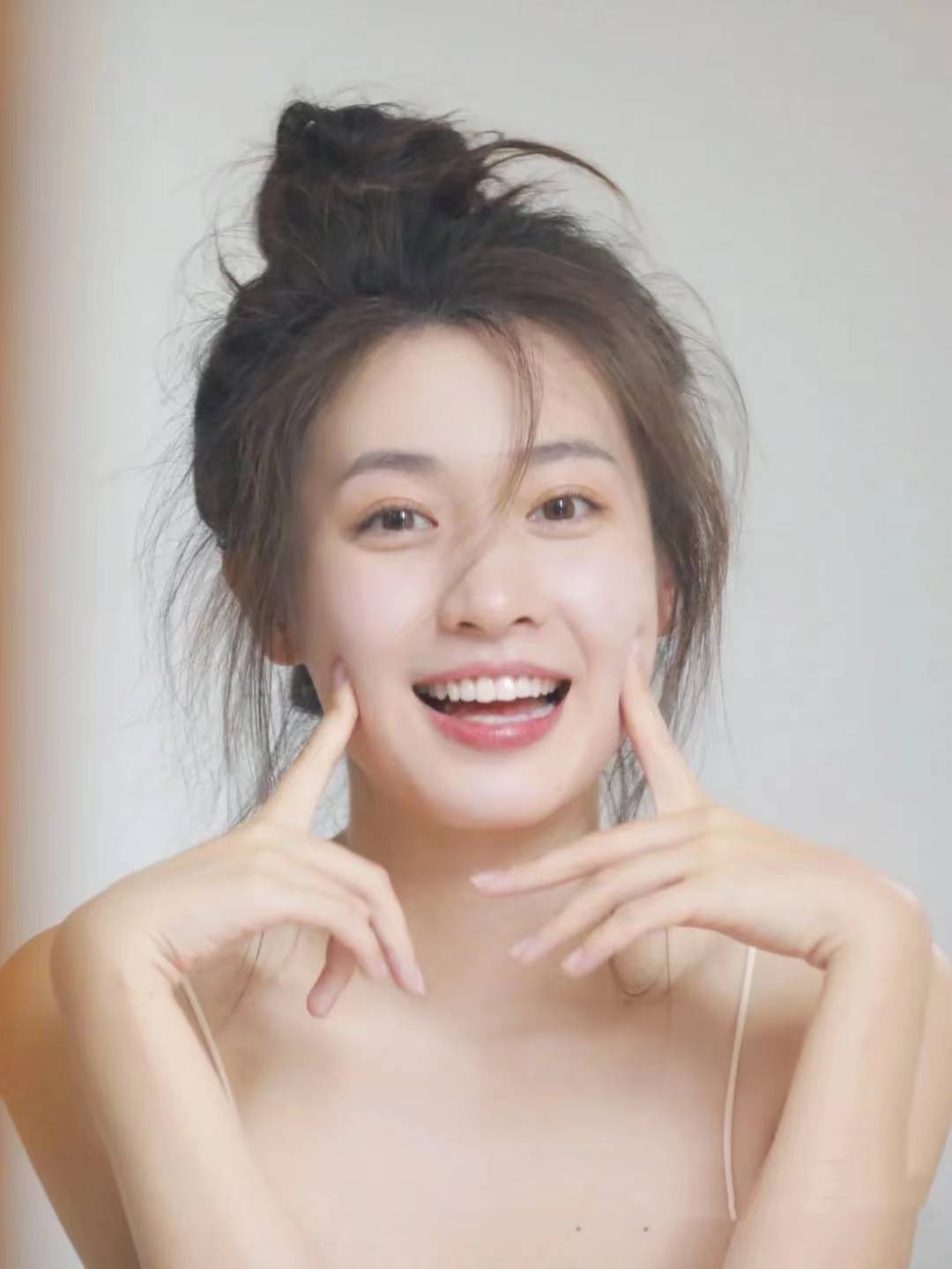 步骤化妆顺序都不对，难怪妆容“显脏”，正确的化妆步骤，你做对了吗