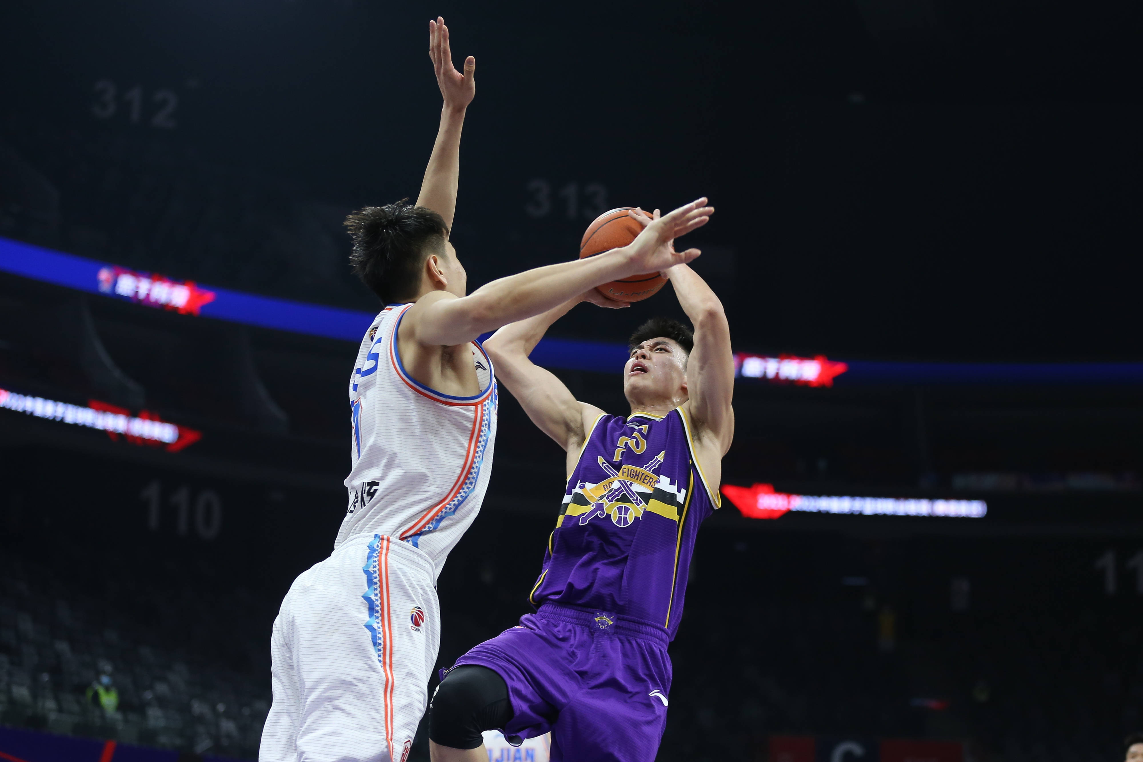 北控男篮112比79大胜福建