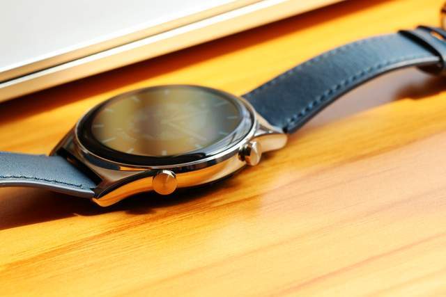 荣耀手表GS3体验：颜值大突破，功能更人性化