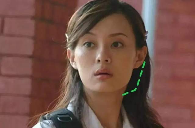 方脸别再追求“瓜子脸”了，这几位明星告诉你，方脸也能美丽大气