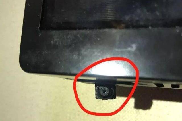 原创情侣入住酒店为何进门要先拔掉电视插头保洁阿姨说出背后猫腻