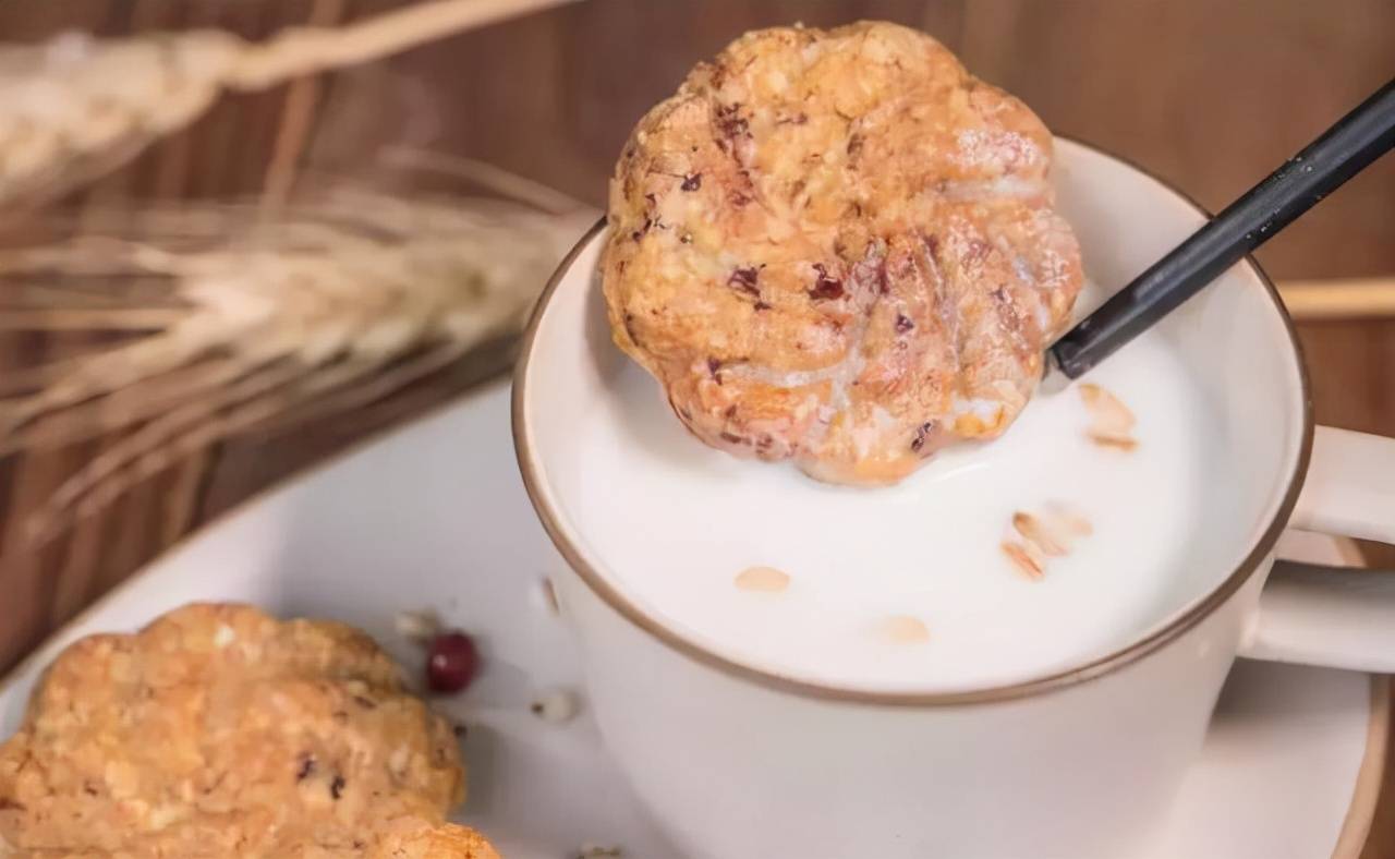 全麦|减肥期间，遇到这3款低卡零食别错过，美味低脂，囤回家敞开吃