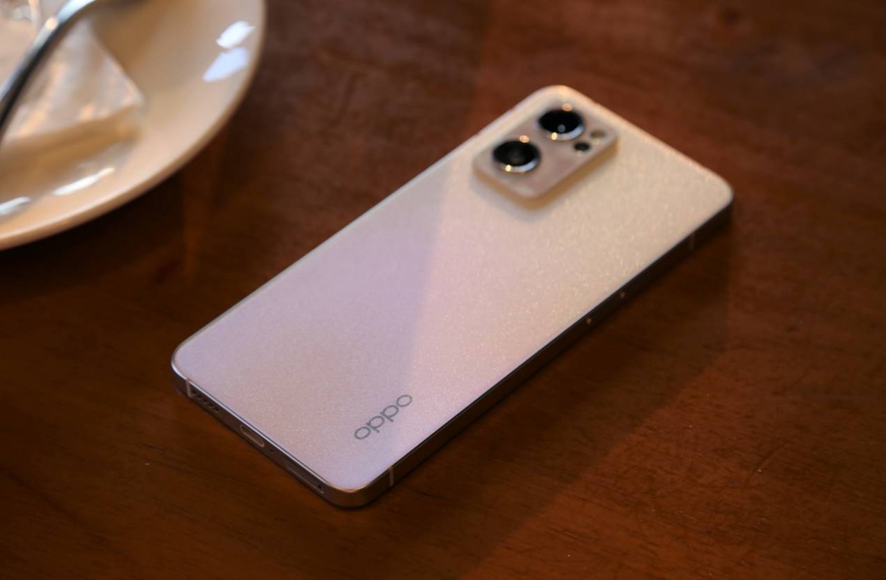 最实用的,也是价值最高的礼品是oppo reno7