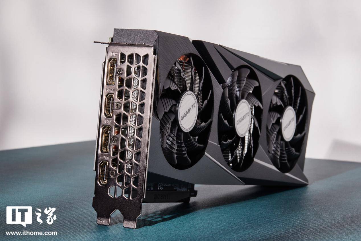 技嘉 GeForce RTX 3050 GAMING OC 魔鹰 8G 评测：入门 3A 大作，光追卡新选择