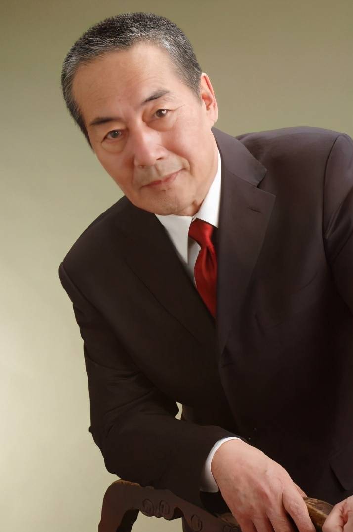 级演员,与妻子恩爱56年无绯闻,儿子还是国人的骄傲_杜雨露_表演_杜刚