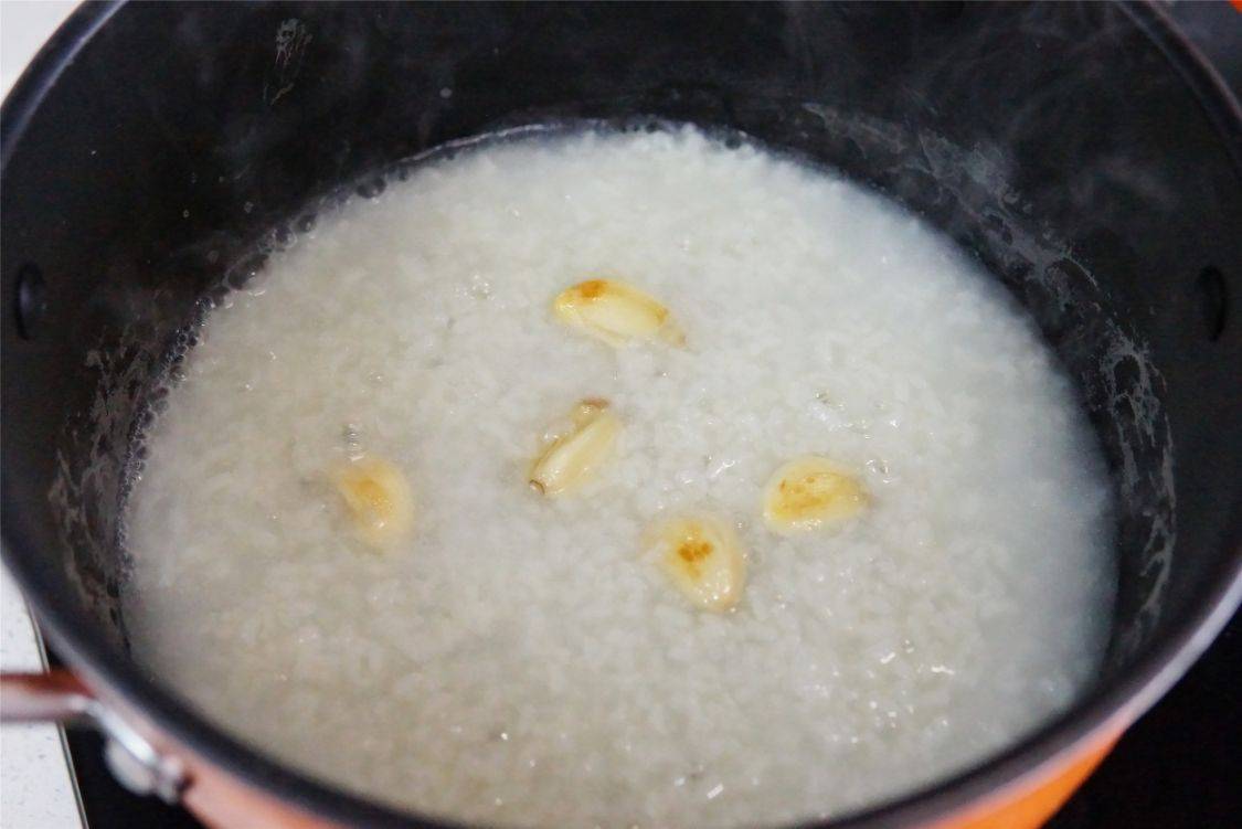 食谱|女神节到了,建议女人:多吃“3谷6菜”,少吃保健品,面色如桃花