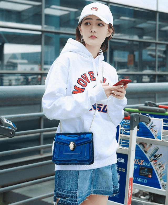 耳环 徐璐的私服越来越好看,再来几套,就能顺利出圈当时尚博主了!