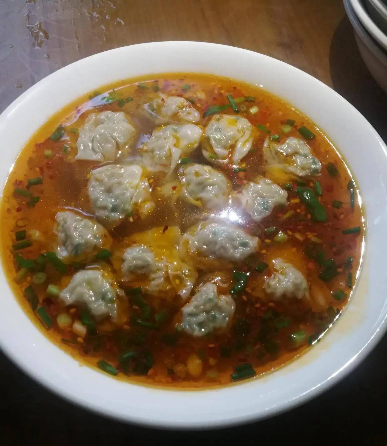 原创四川抄手怎么做汤底麻辣鲜香的秘密馄饨店主教你简单做法