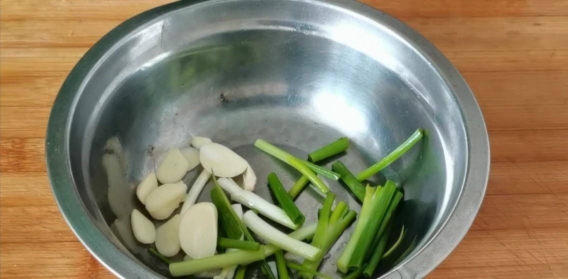 加入适量|家常早餐卷饼,不揉面不擀面,营养美味吃法多,做法还简单