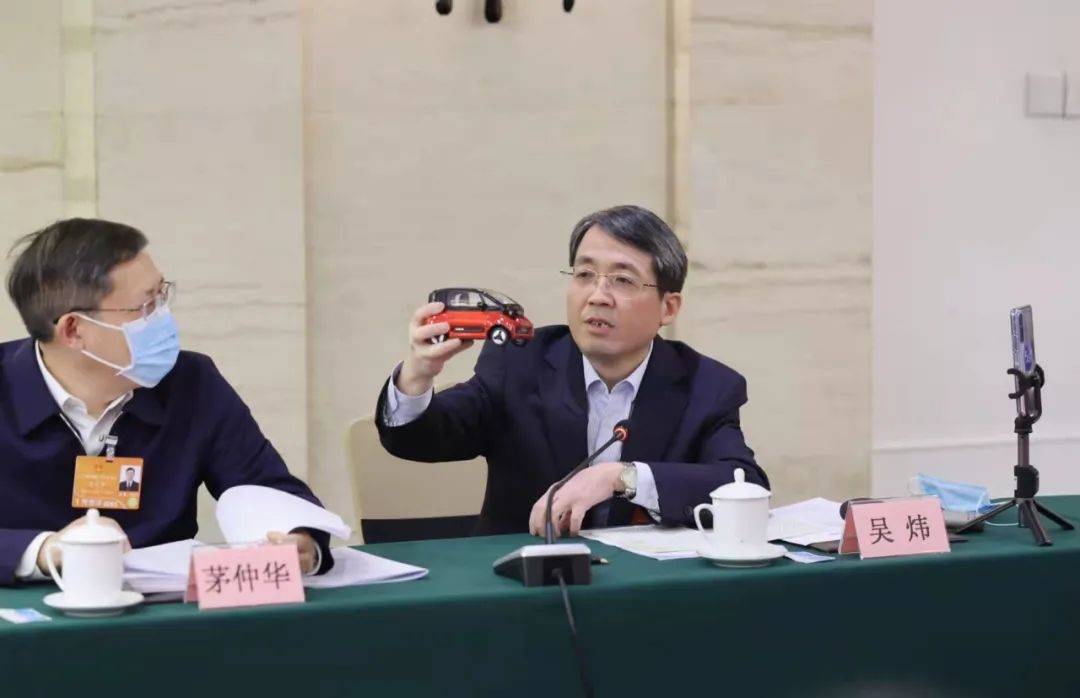 3月6日,全国人大代表,柳州市委书记吴炜在今年两会现场推介上汽通用