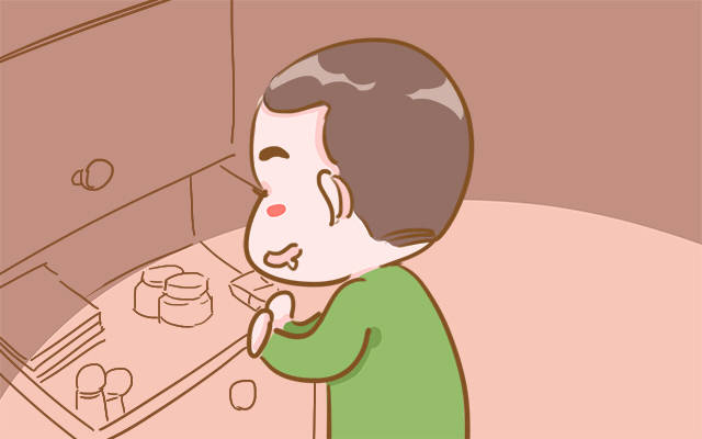 孩子在家的时候喜欢翻箱倒柜地找东西还好,毕竟是自己家.