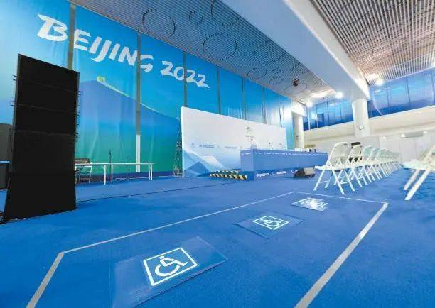 场馆|国际残奥委会、外国运动员花式点赞冰球场馆：服务、设施、体验 前所未有