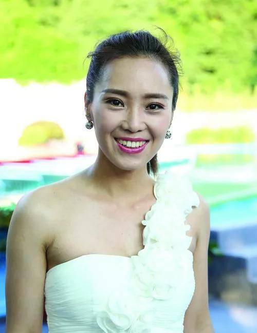 华语音乐边缘人刀郎和云朵