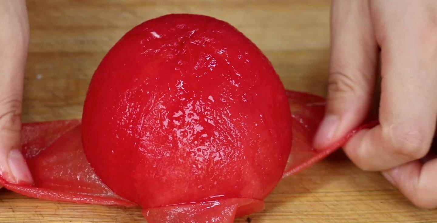 原创西红柿去皮最忌开水烫费时费力教你2招简单又实用