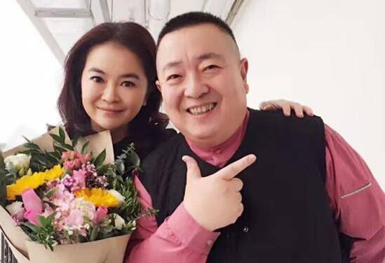 原创董浩与老搭档金龟子合体曾徘徊死亡边缘今住农村破屋吃面条