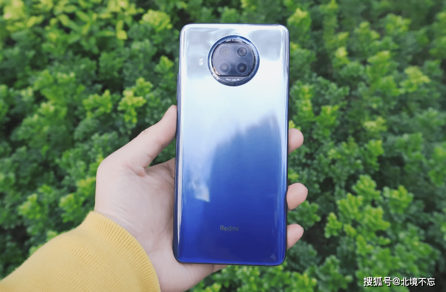 原创8g256g4820mah一亿像素的小米手机卖1299元香气扑鼻