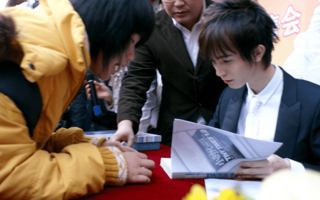 作文|从最年轻的畅销作家到如今的“抄袭大王”，郭敬明的结局早已注定？