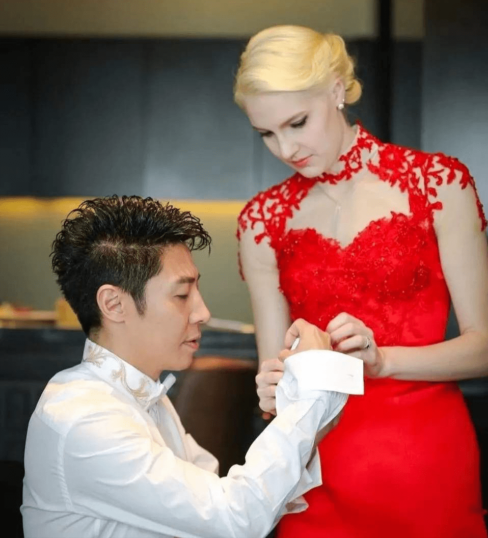 因为|春晚主持人：93年的马凡舒一夜爆红，高颜值成央视流量密码？？？