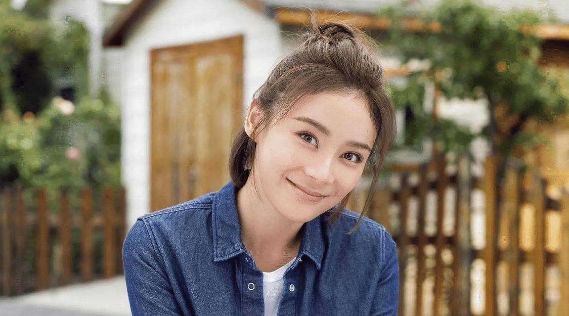 漂亮|35岁袁姗姗疑整容!晒近照鼻子突兀变化大,撞脸杨幂被指认不出来