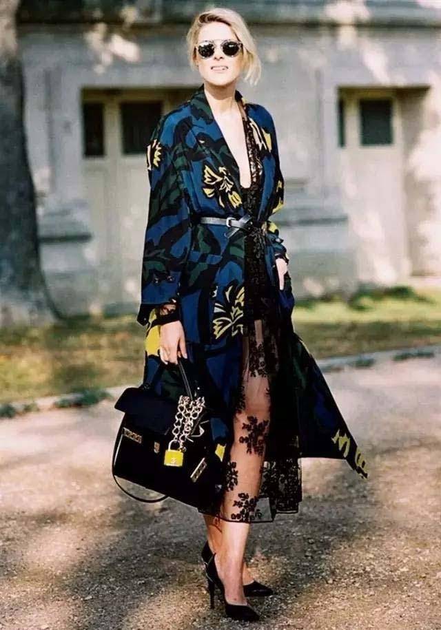 加点 衣服、裙子这么单调,不如加点“蕾丝”元素,上身优雅洋气又高级