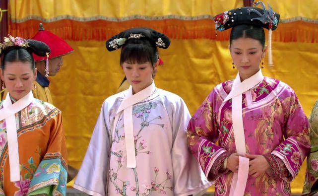 甄嬛本不想入宫为何不在太后泼茶放猫时借机失态落选呢